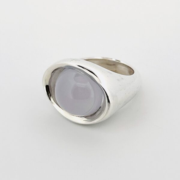 gredzens ar HALCEDONU