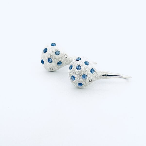 auskari ar SAFĪRIEM un DIMANTIEM