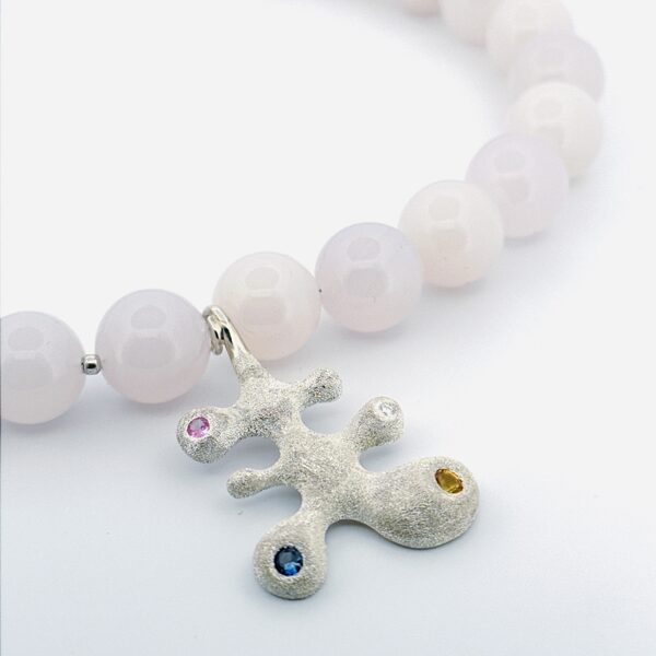 kulons ar SAFĪRIEM piena krāsas AHĀTU virtenē